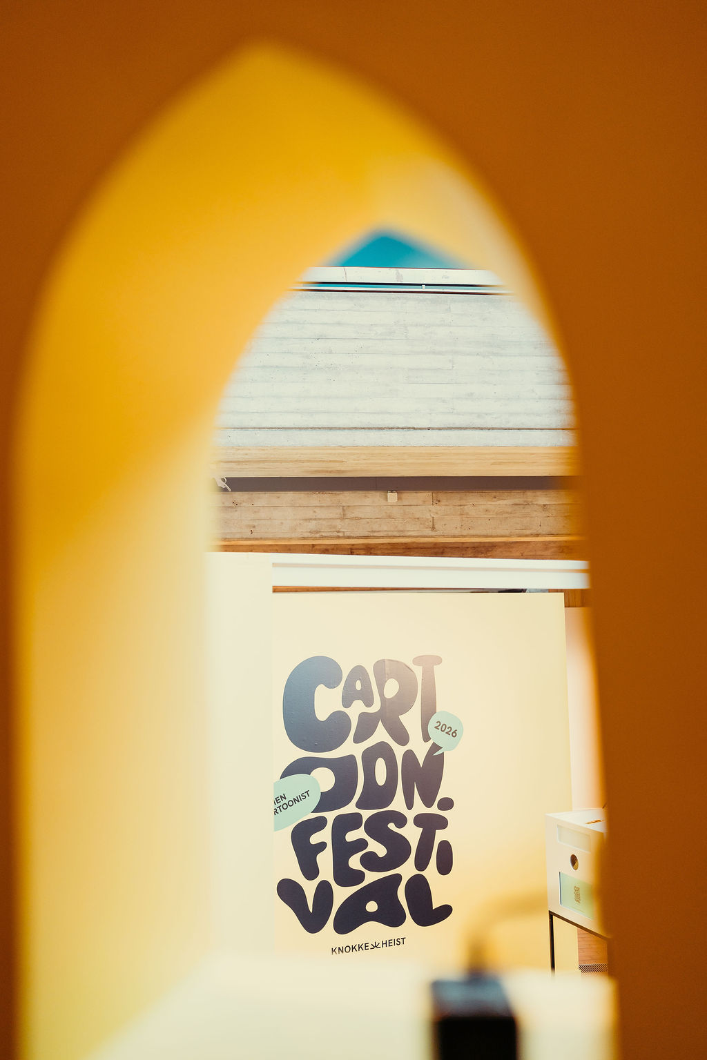Primer lugar: Concurso de caricaturas Golden Hat, detalle 1 — ilustración de Camdelafu