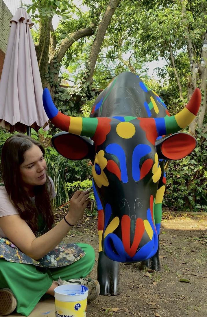 Cowparade 2024 — ilustración de Camdelafu