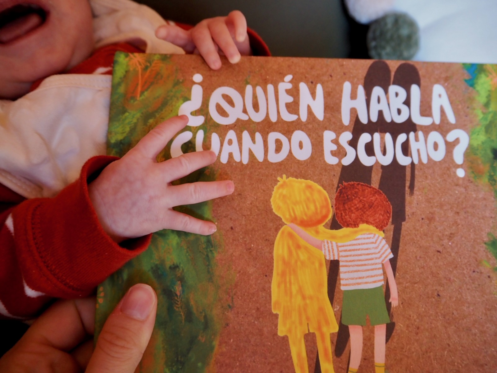 Cuento infantil: ¿Quién habla cuando escucho?, detalle 3 — ilustración de Camdelafu