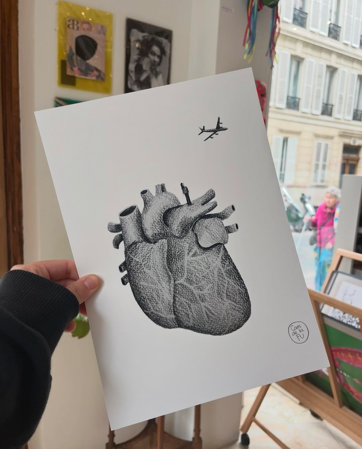 Camdelafu en la galería Artivistas en París — ilustración de Camdelafu