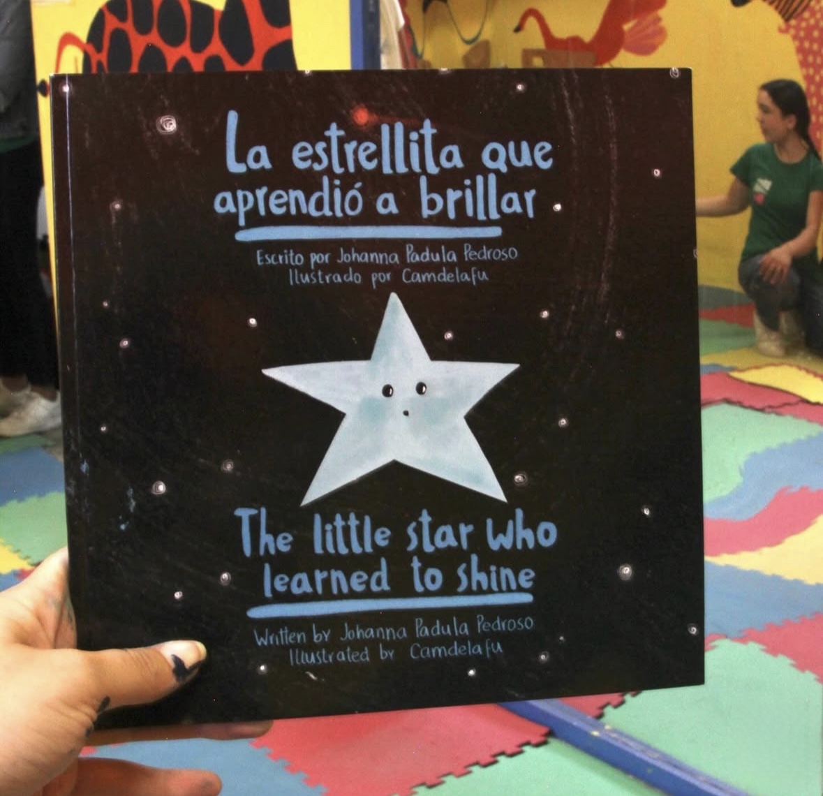 Libro infantil: La estrellita que aprendió a brillar, detalle 1 — ilustración de Camdelafu