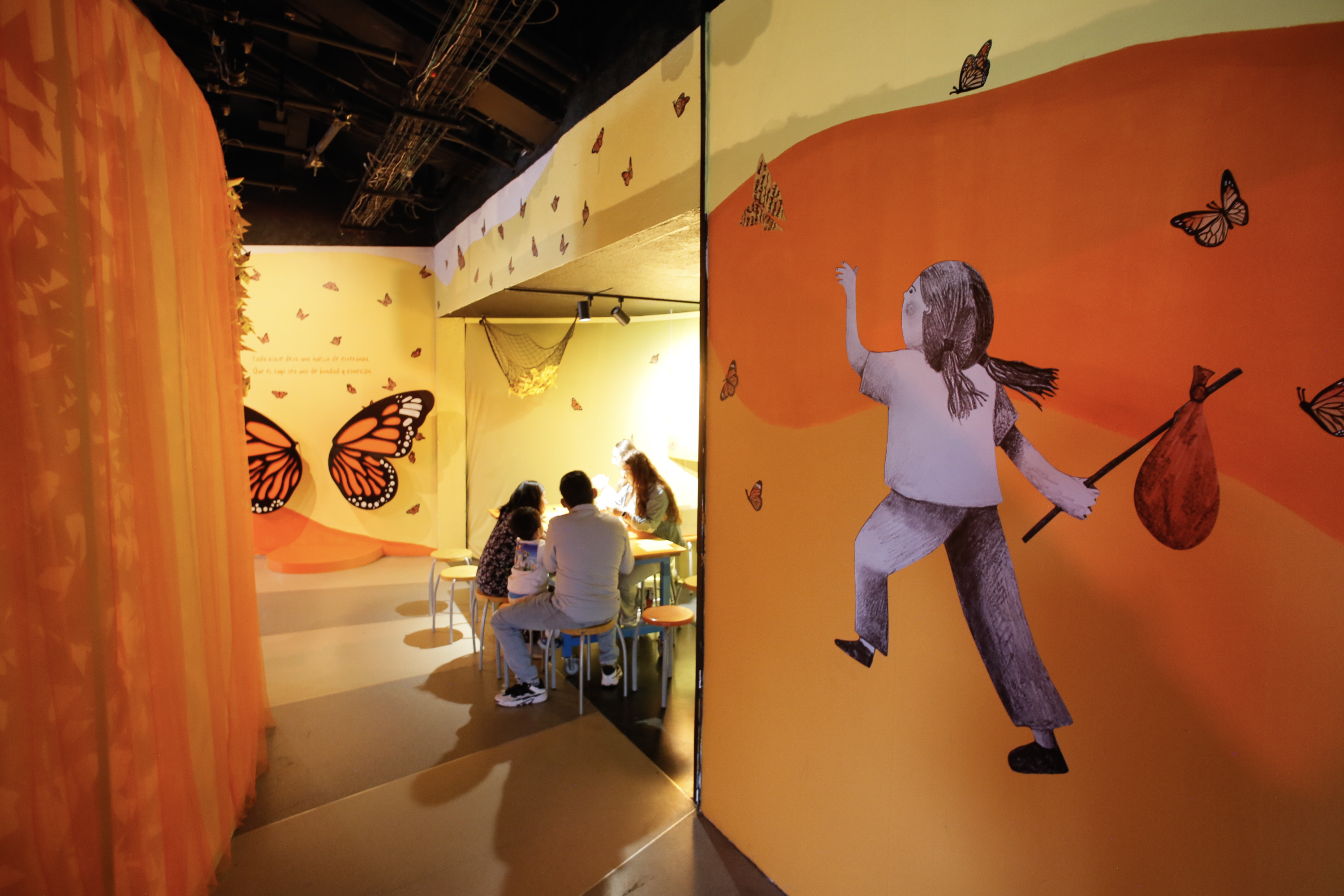 Exhibición participativa en Papalote Museo del Niño: Pequeñas Alas, Gran Impacto, detalle 13 — ilustración de Camdelafu